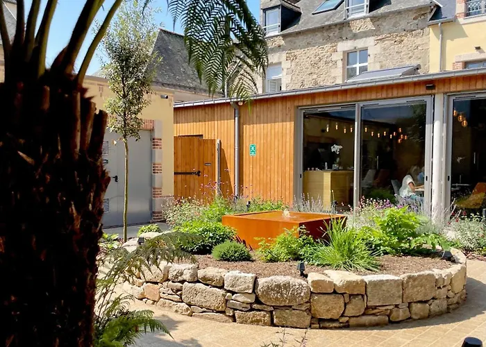 Logis Hotel Jeanne & Jules Hotel Spa Et Restaurant